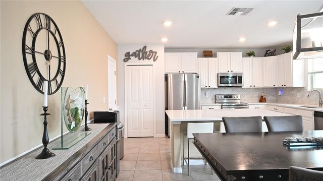 10509 CARLOWAY HILLS DRIVE, Wimauma, FL 33598