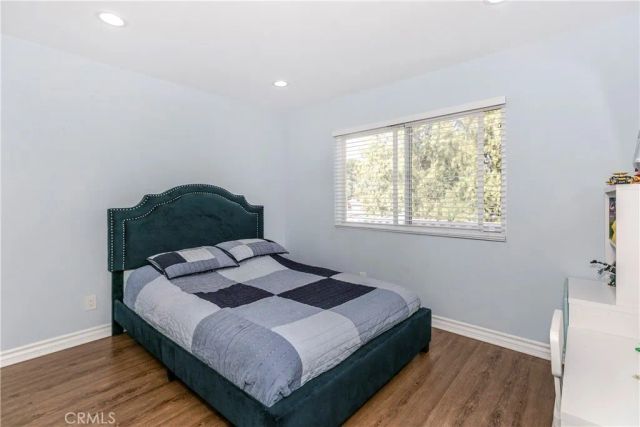 10670 Deering, Chatsworth, CA 91311