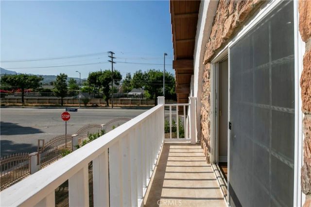 10670 Deering, Chatsworth, CA 91311