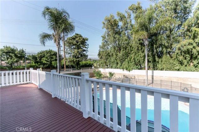 10670 Deering, Chatsworth, CA 91311