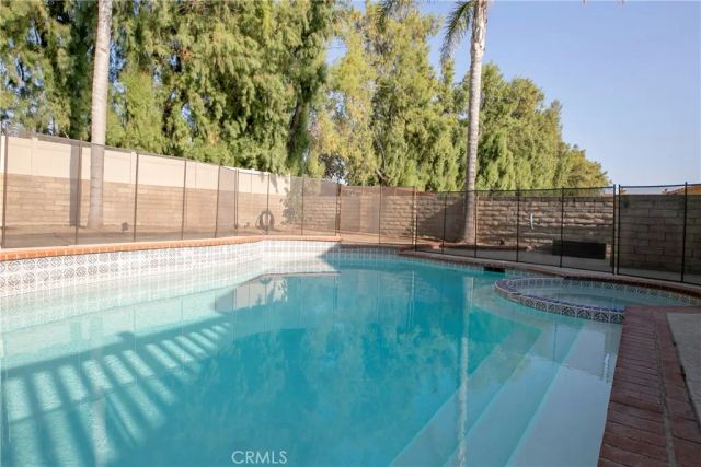 10670 Deering, Chatsworth, CA 91311