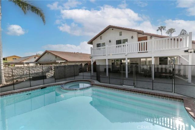 10670 Deering, Chatsworth, CA 91311