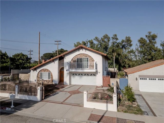 10670 Deering, Chatsworth, CA 91311