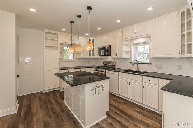 7324 Weil Avenue, Shrewsbury, MO 63119