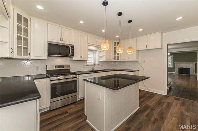 7324 Weil Avenue, Shrewsbury, MO 63119