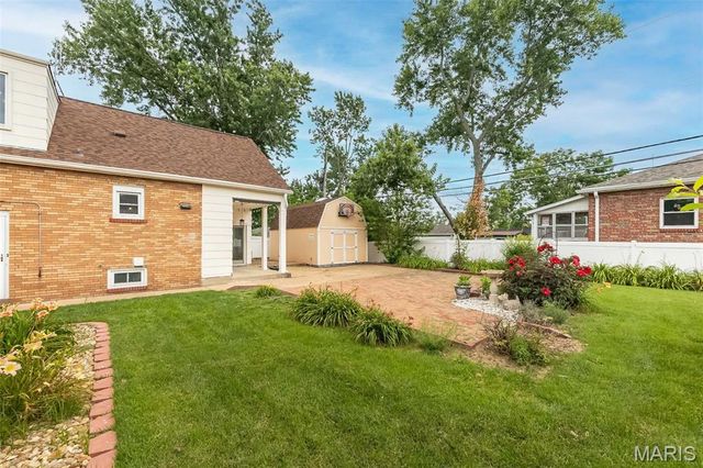 7324 Weil Avenue, Shrewsbury, MO 63119