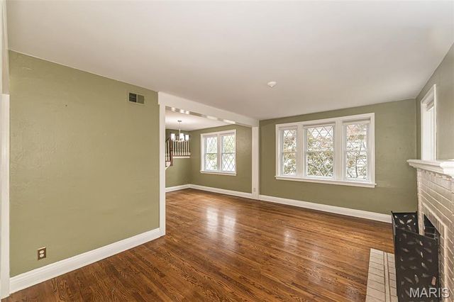 7324 Weil Avenue, Shrewsbury, MO 63119