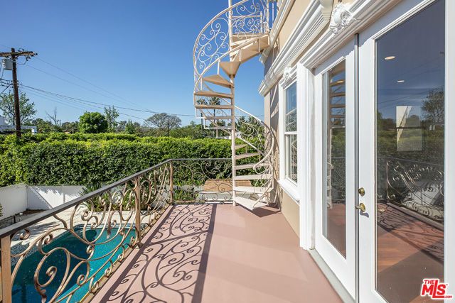 5117 Rubio Avenue, Encino (los Angeles), CA 91436