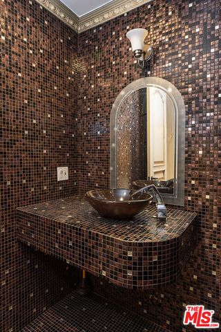 5117 Rubio Avenue, Encino (los Angeles), CA 91436