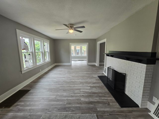 4010 S Harrison Street, Fort Wayne, IN 46807