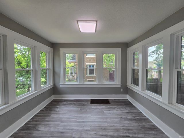 4010 S Harrison Street, Fort Wayne, IN 46807