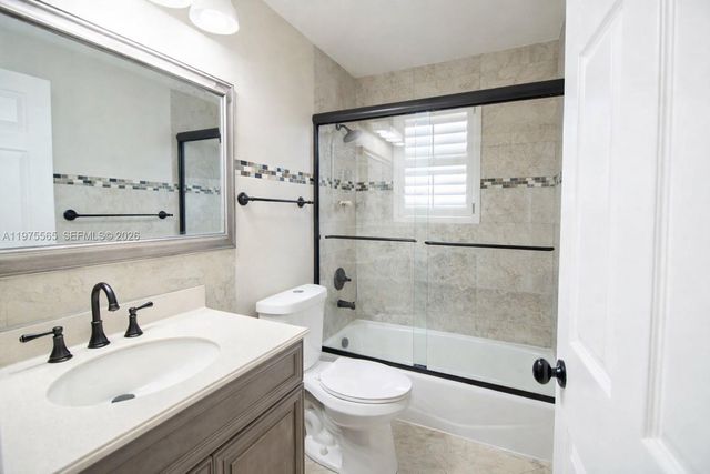 15542 SW 112th Dr, Miami, FL 33196