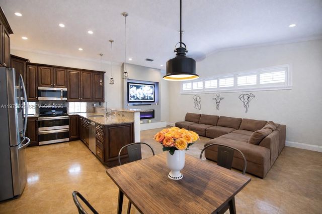 15542 SW 112th Dr, Miami, FL 33196