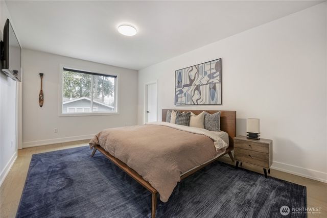 11821 SE 84th Street, Newcastle, WA 98056