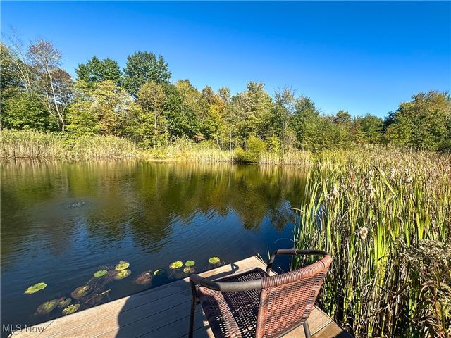 2010 Powder Mill Run, Youngstown, OH 44505