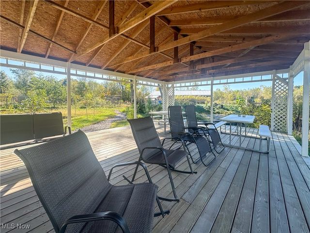 2010 Powder Mill Run, Youngstown, OH 44505