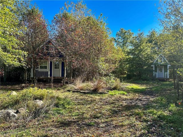 2010 Powder Mill Run, Youngstown, OH 44505