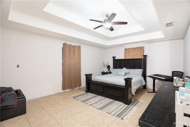 10002 Viznaga Drive, Edinburg, TX 78542