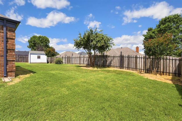 1316 Windsor Place, Shawnee, OK 74804