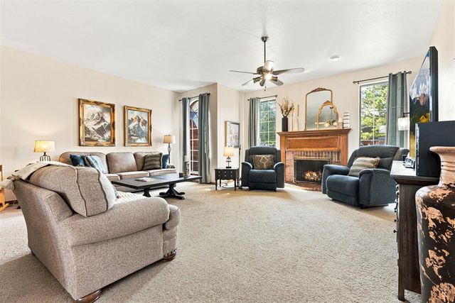 1316 Windsor Place, Shawnee, OK 74804