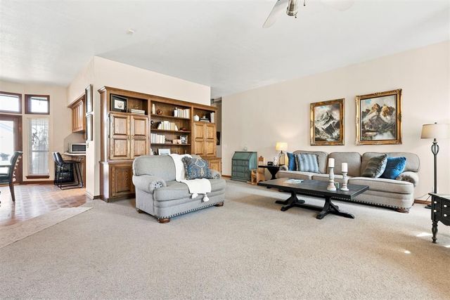 1316 Windsor Place, Shawnee, OK 74804