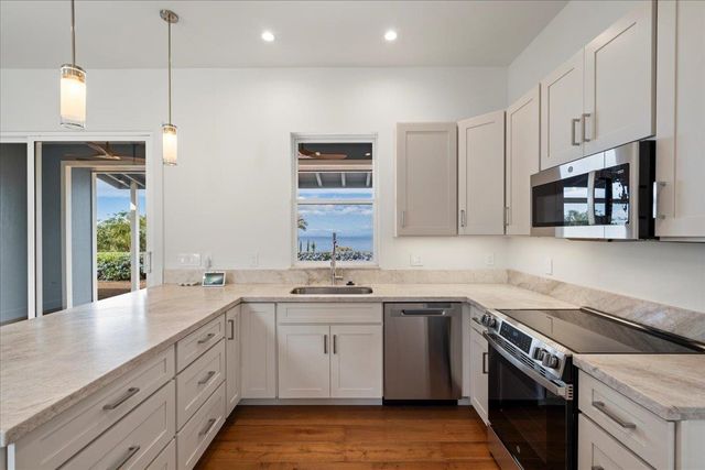 3414 Keha Dr Unit B, Kihei, HI 96753