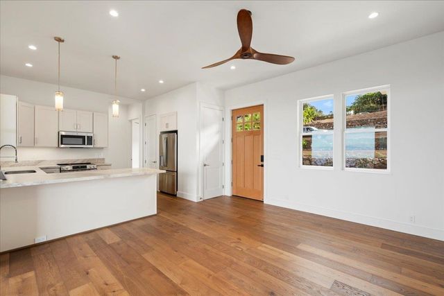 3414 Keha Dr Unit B, Kihei, HI 96753