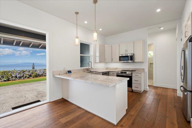 3414 Keha Dr Unit B, Kihei, HI 96753