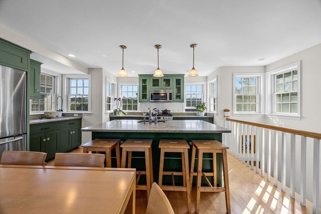 21 Bradford Street Ext 8, Provincetown, MA 02657