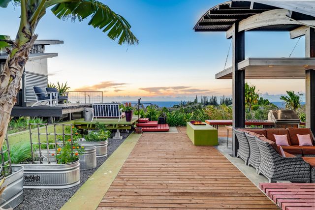 796 Awalau Rd, Haiku, HI 96708