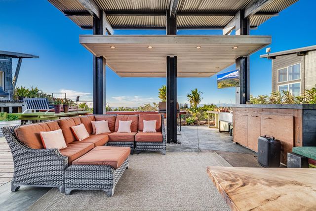 796 Awalau Rd, Haiku, HI 96708