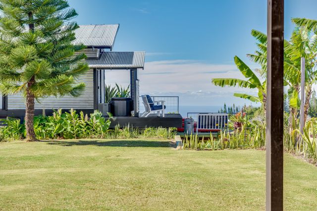 796 Awalau Rd, Haiku, HI 96708