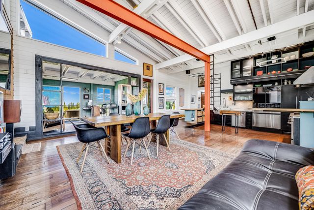 796 Awalau Rd, Haiku, HI 96708