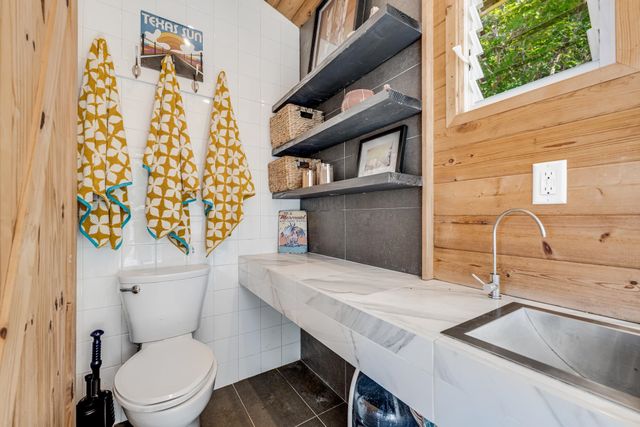 796 Awalau Rd, Haiku, HI 96708