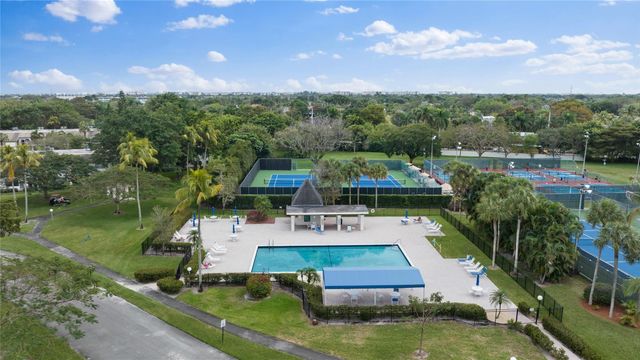 2710 Nassau Bend B1, Coconut Creek, FL 33066