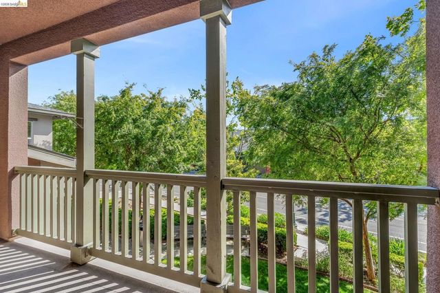 475 Mitchell Avenue, Alameda, CA 94501