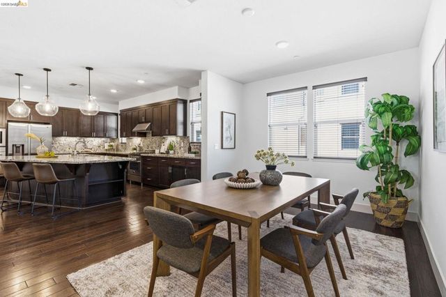 475 Mitchell Avenue, Alameda, CA 94501