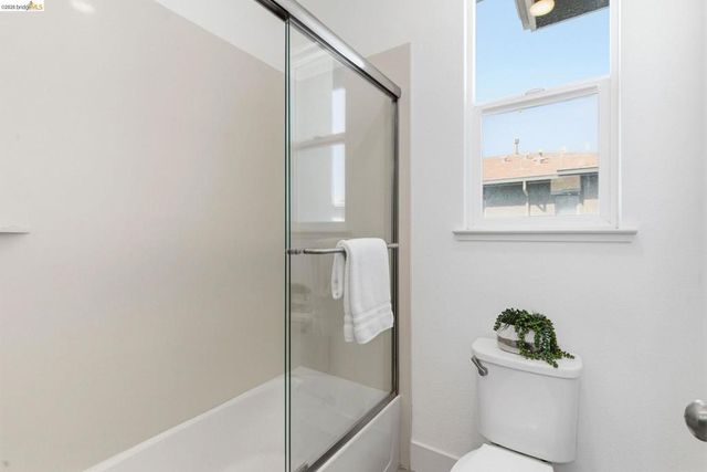 475 Mitchell Avenue, Alameda, CA 94501