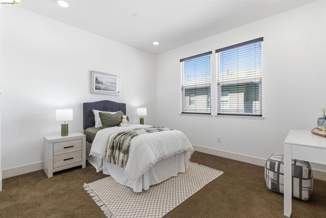 475 Mitchell Avenue, Alameda, CA 94501