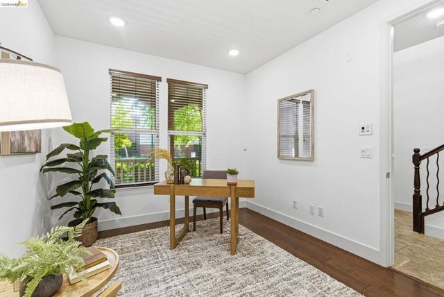 475 Mitchell Avenue, Alameda, CA 94501