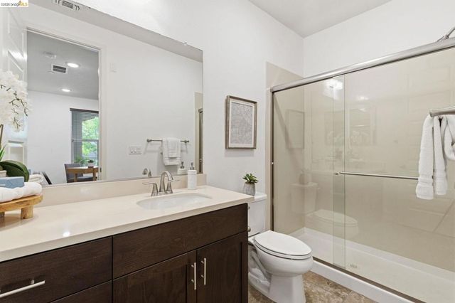 475 Mitchell Avenue, Alameda, CA 94501