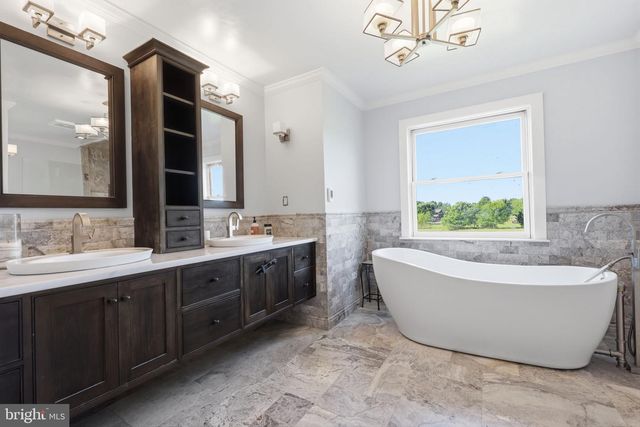 949 BLOOMING GLEN RD, Perkasie, PA 18944