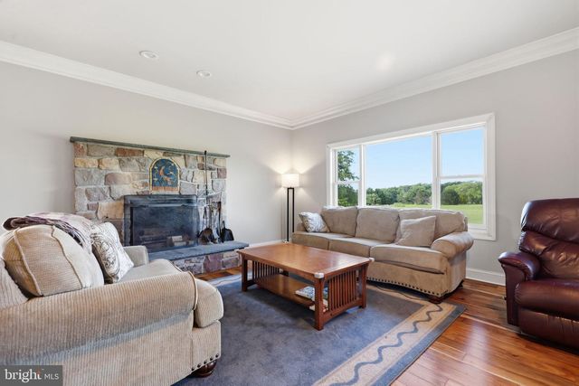 949 BLOOMING GLEN RD, Perkasie, PA 18944