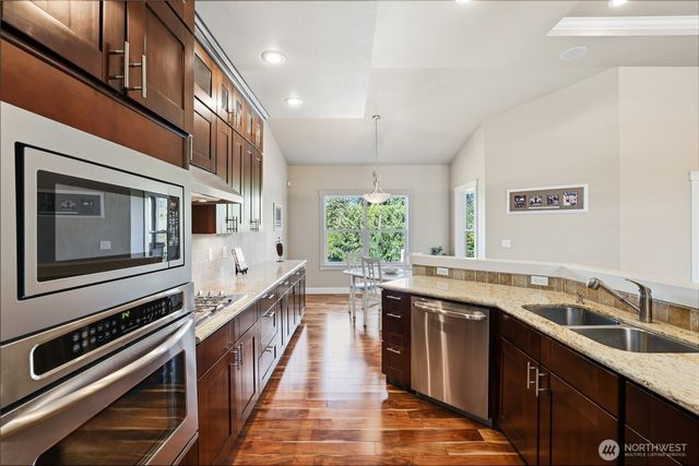 11227 Shawnee Road E, Puyallup, WA 98374