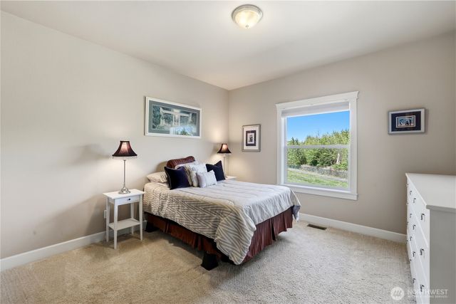 11227 Shawnee Road E, Puyallup, WA 98374