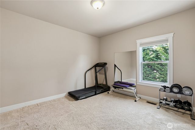 11227 Shawnee Road E, Puyallup, WA 98374