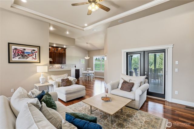 11227 Shawnee Road E, Puyallup, WA 98374