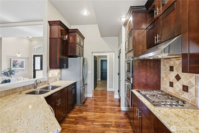 11227 Shawnee Road E, Puyallup, WA 98374