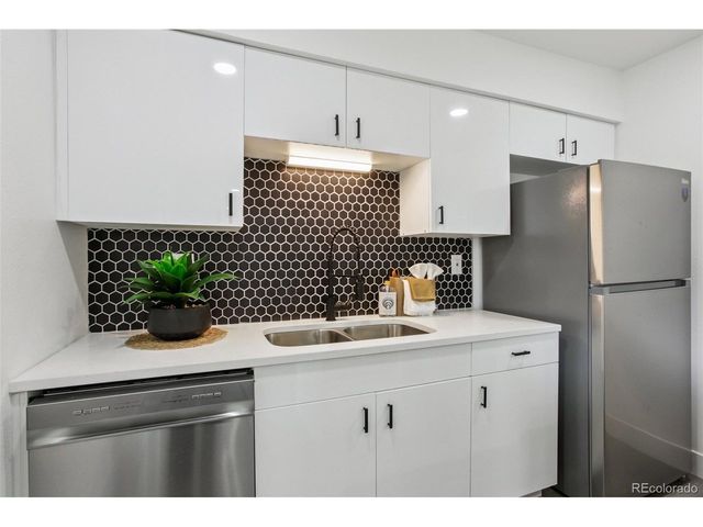 9105 E Lehigh Ave 77, Denver, CO 80237