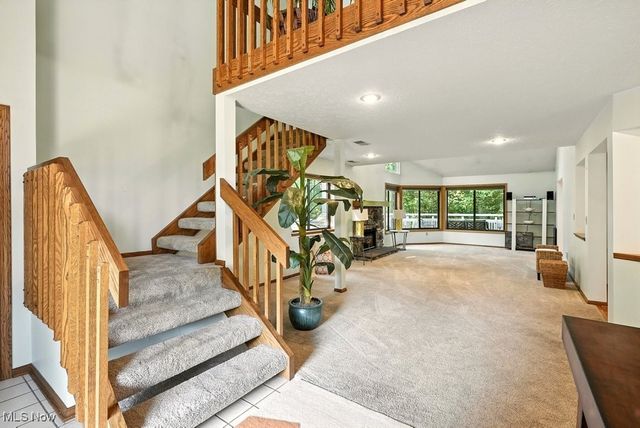 2180 Stone Creek Trail, Cuyahoga Falls, OH 44223